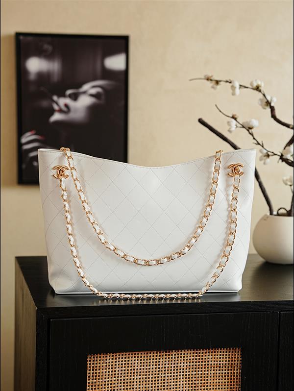 2026127215433973 840